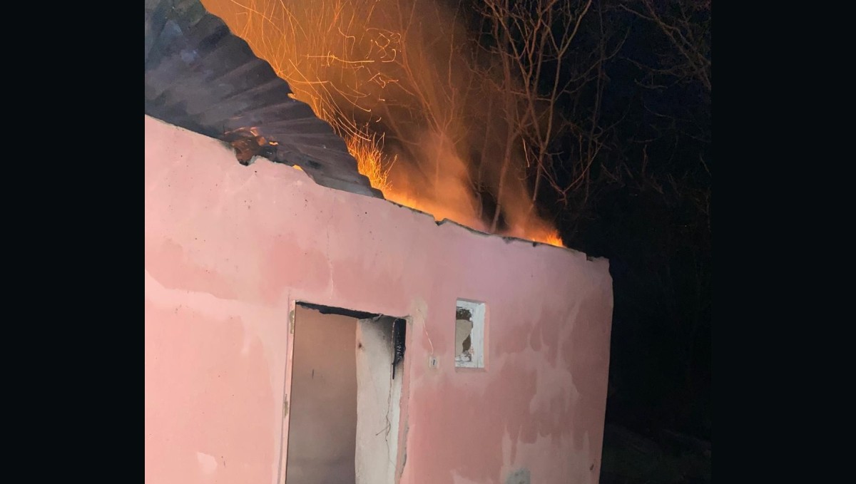 Kemah'ta ev yangını