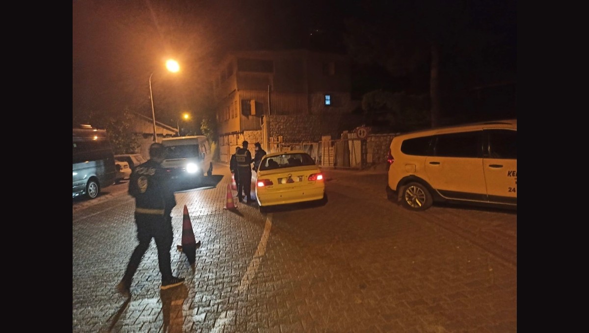 Kemaliye'de asayiş ve yol kontrol uygulaması yapıldı