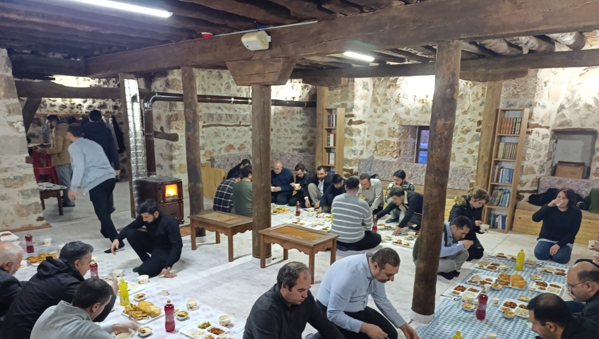 Kemaliye'de din görevlileri iftar sofrasında buluştu