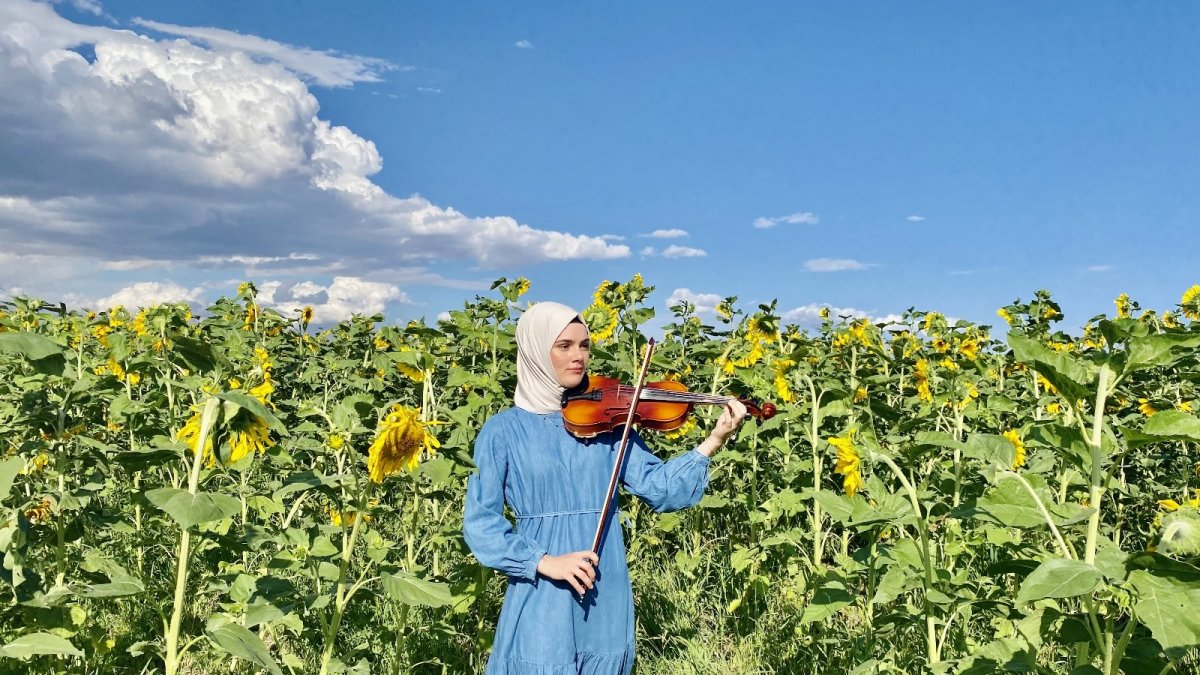 Keman yayına dokundu, tüm engelleri aşıp hayallerini gerçekleştirdi