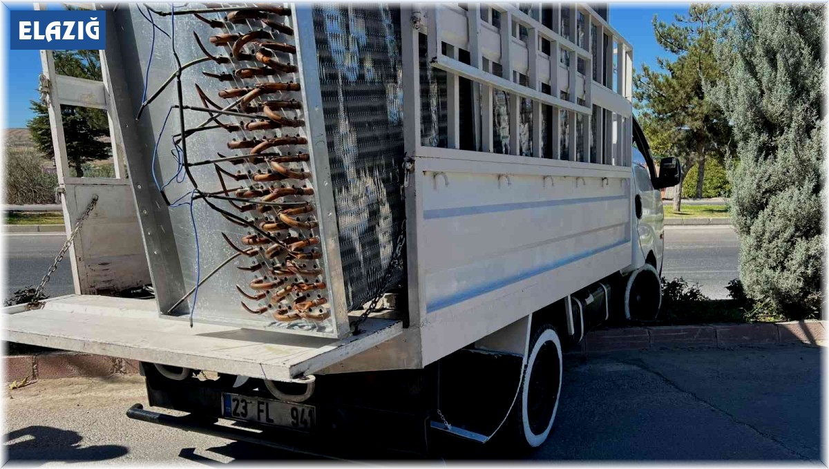 Kesimhaneden 1 milyon lira değerinde soğutucu çalan 3 şüpheli, kaçmaya çalışırken yakalandı