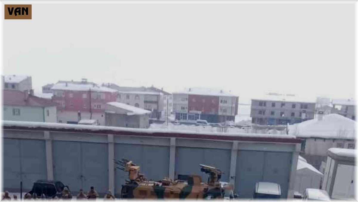 Kesinleşmiş hapis cezası bulunan 2 kişi tutuklandı