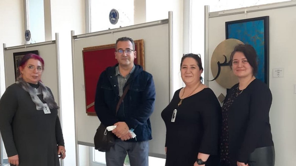 Keteci ve Dinçer'in "Farklı Bakış" hat sergisi beğeni topladı