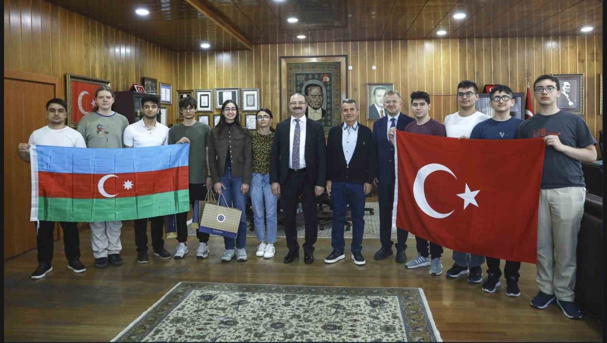 Kimya Olimpiyatlarına Atatürk Üniversitesinde hazırlanan Kimya Türk Milli Takımından büyük başarı