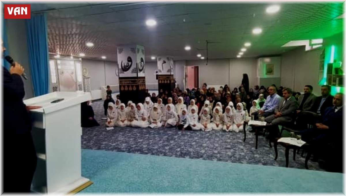 Kız Kur'an Kursu öğrencileri Mevlid-i Nebi'yi coşkuyla kutladı