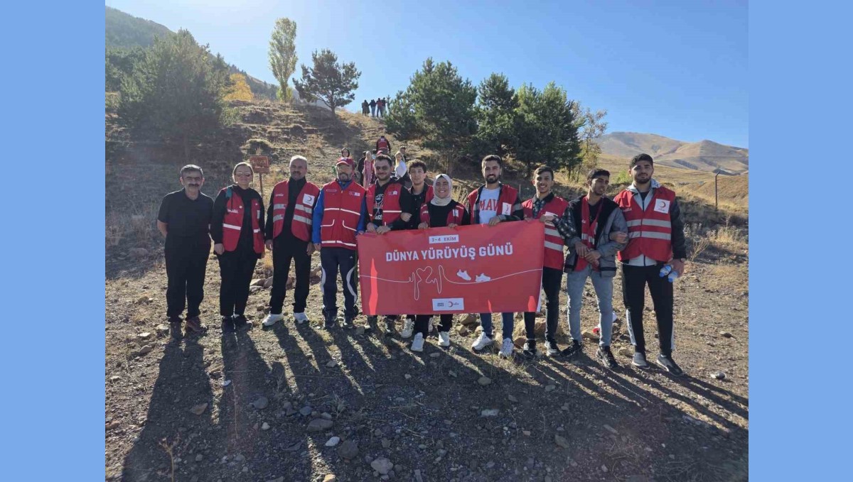 Kızılay'dan Dünya Yürüyüş Günü'nde sağlık için adım etkinliği