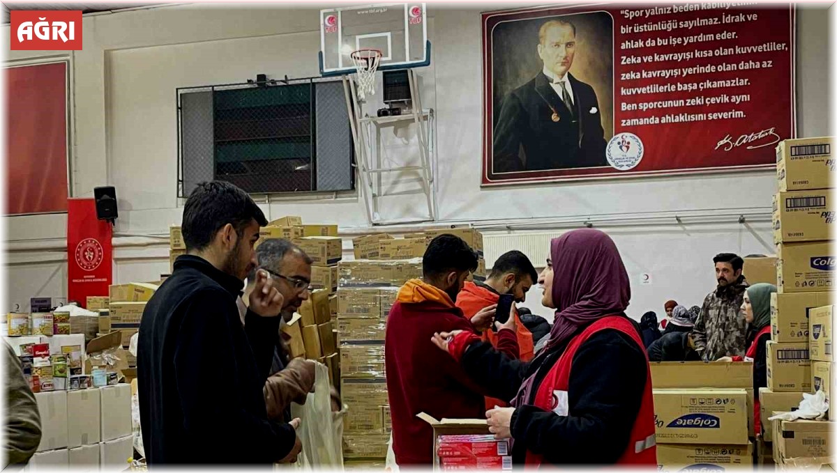 Kızılay Kadın Kolları, deprem sahasında