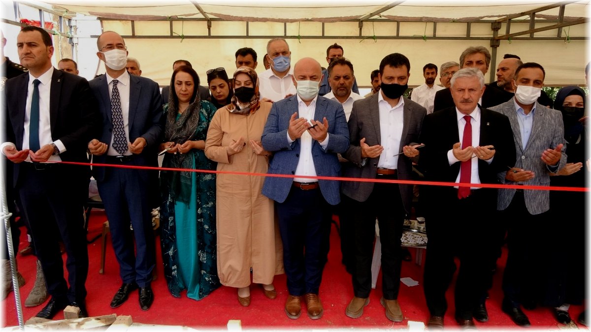 Kocaeli'den İran'ın sıfır noktasına sosyal tesis