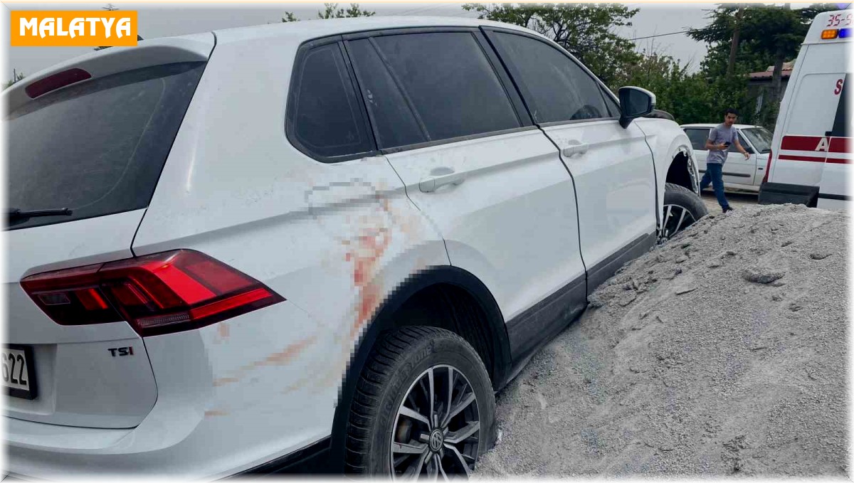 Kontrolden çıkan cip yol kenarına savruldu: 4 yaralı