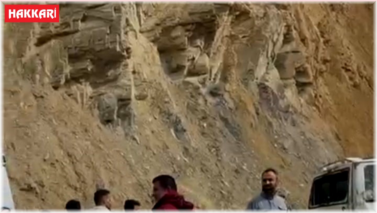 Kontrolden çıkan minibüs takla attı: 6 yaralı