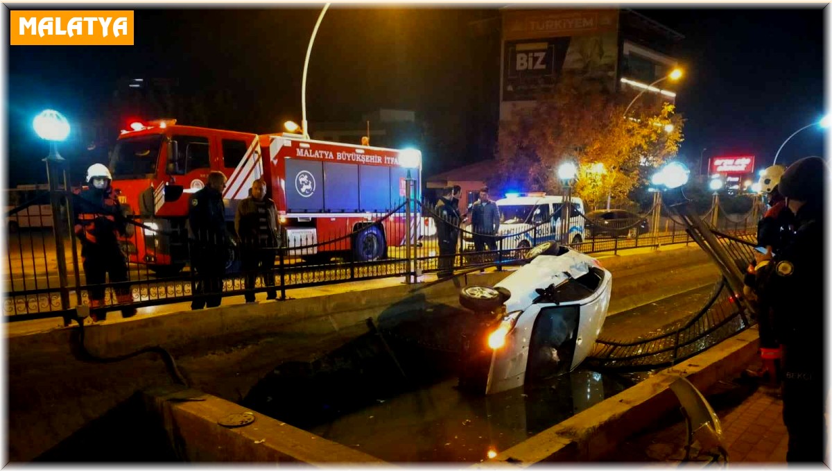 Kontrolden çıkan otomobil kanala uçtu