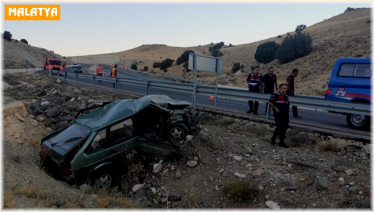 Kontrolden çıkan otomobil takla attı: 2 yaralı