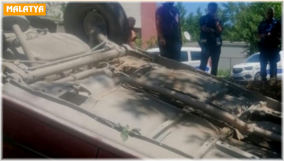 Kontrolden çıkan otomobil takla attı: 5 yaralı