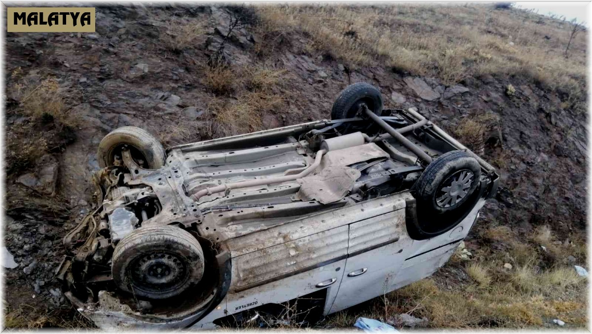 Köpeğe çarpmamak için manevra yapınca takla attı