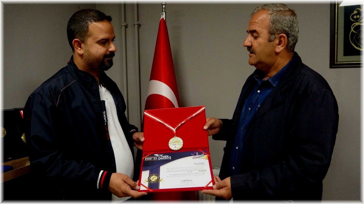 Korona virüsü yok eden cihaza altın madalya