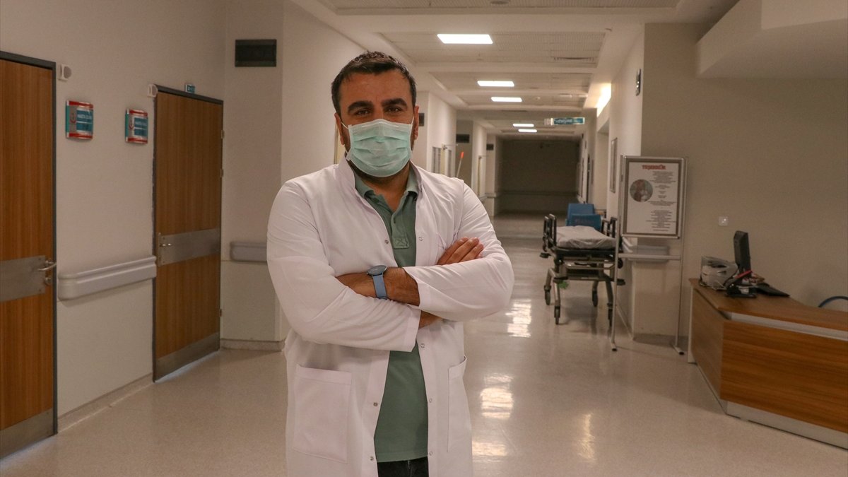 Koronavirüsü yenen doktordan kalp hastalarına tedavilerini aksatmamaları uyarısı