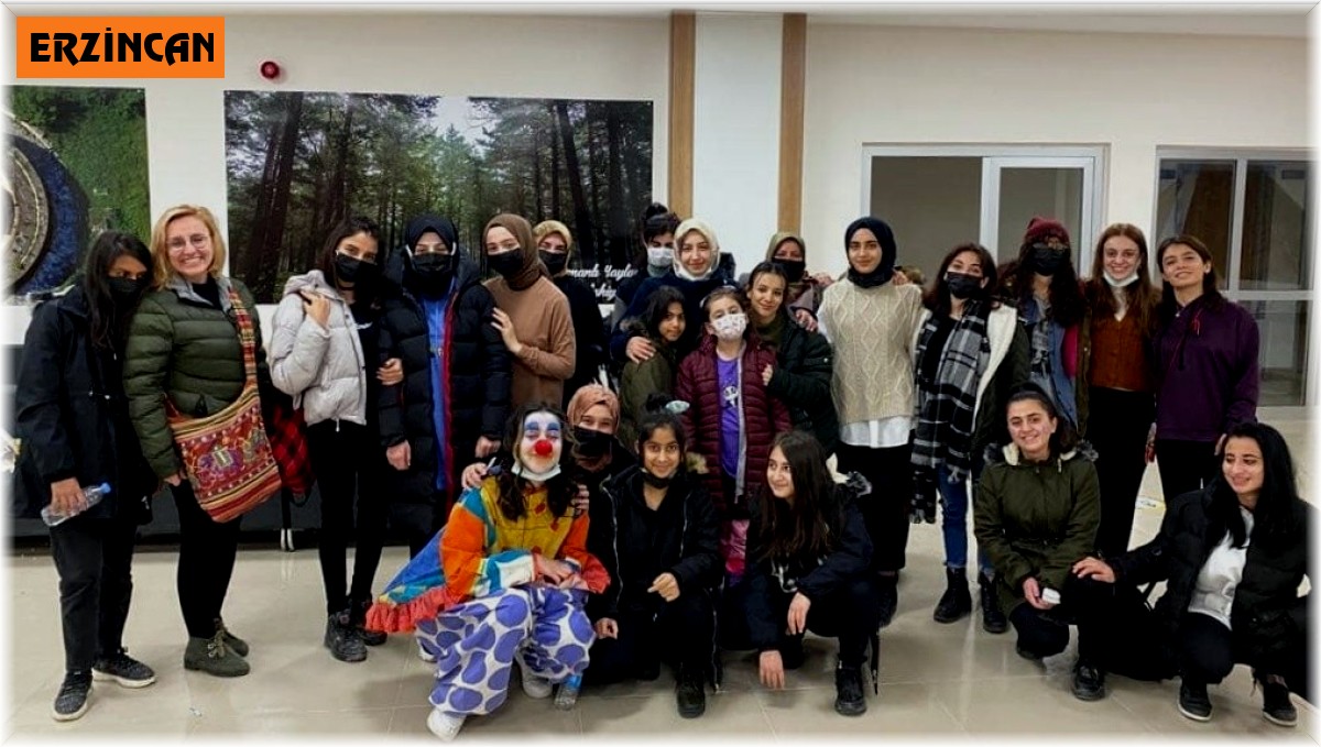 Koruma ve bakım hizmeti alan çocuklar eğlenceye doydu