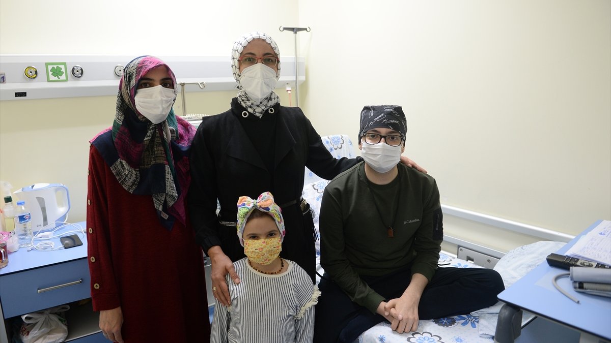 Kovid-19 şüphesiyle gittiği hastanede lösemi olduğunu öğrendi
