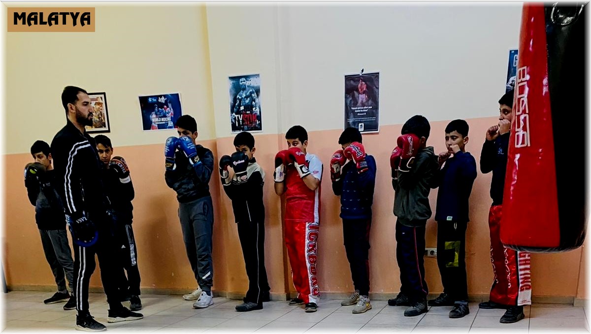 Köy okullarında öğrencilere ücretsiz boks eğitimi
