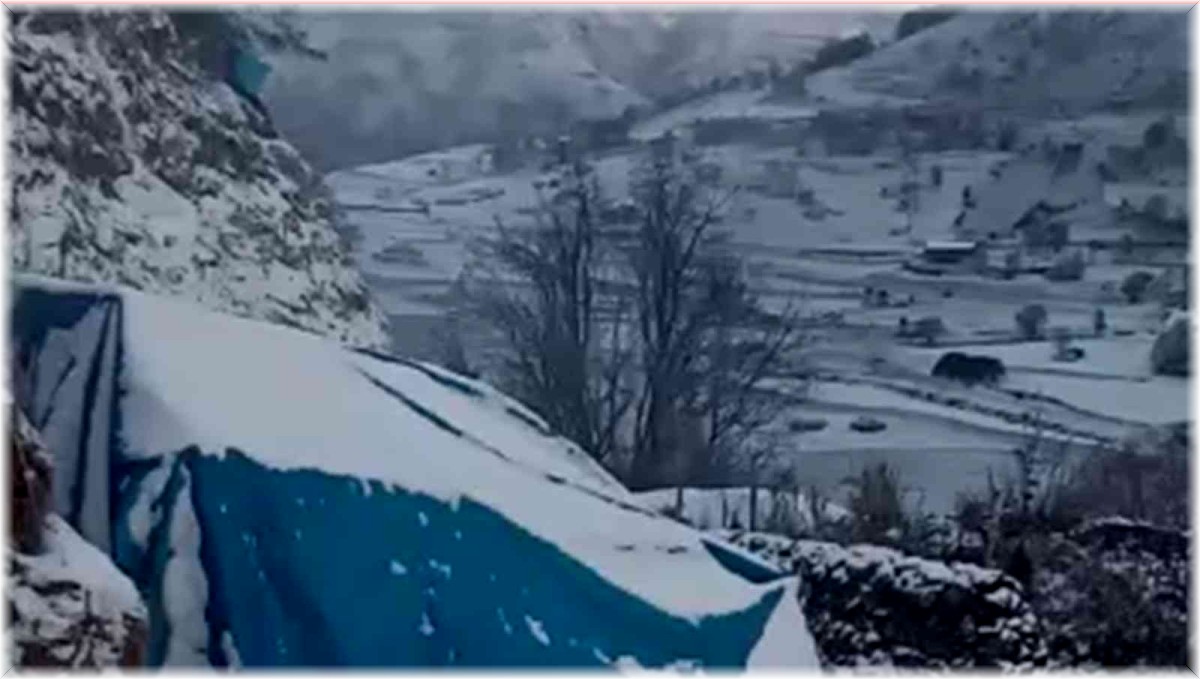 Köylüler güne karla uyandı