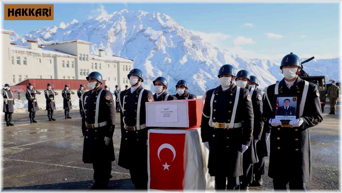 Köylülerin cenazesini almak için seferber olduğu asker memleketine uğurlandı