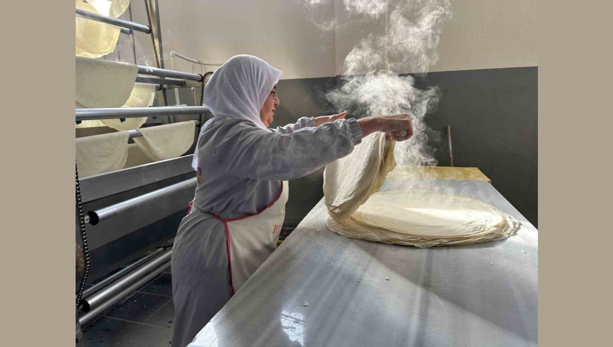 Küçük bir dükkanda başlamışlardı şimdi tonlarca yufka üretiyorlar