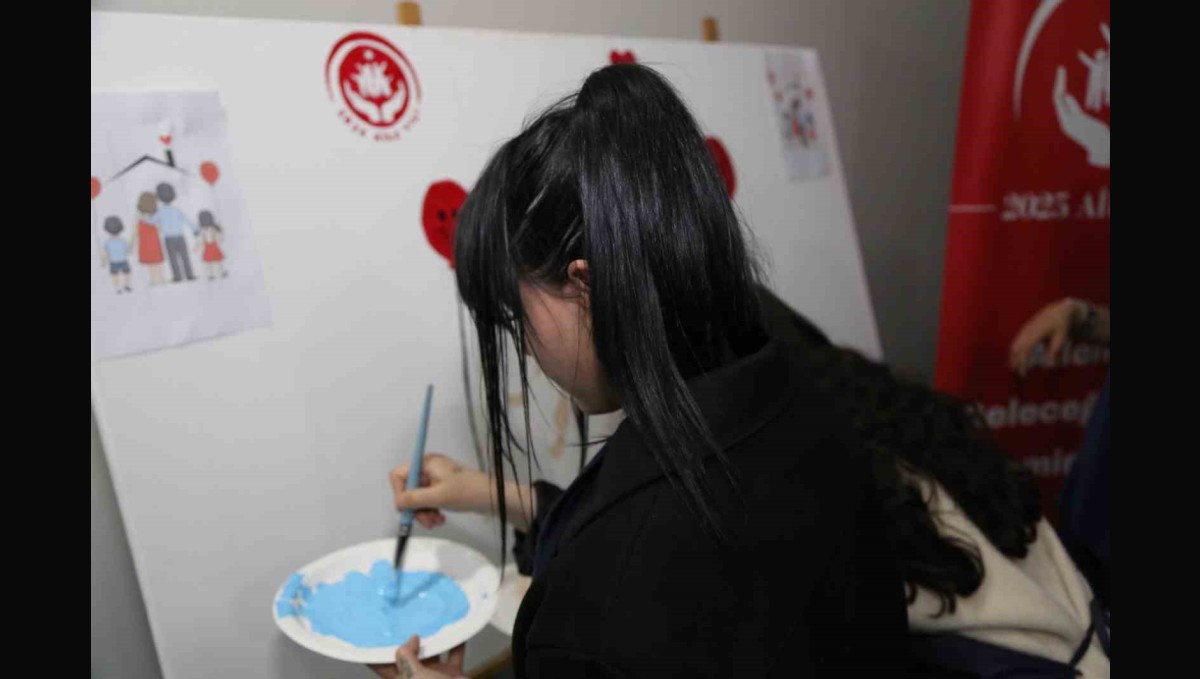 KUDAKAF'25'te aile yılı ruhu: Sanatla büyüyen çocuklar geleneksel sanatlarla buluştu