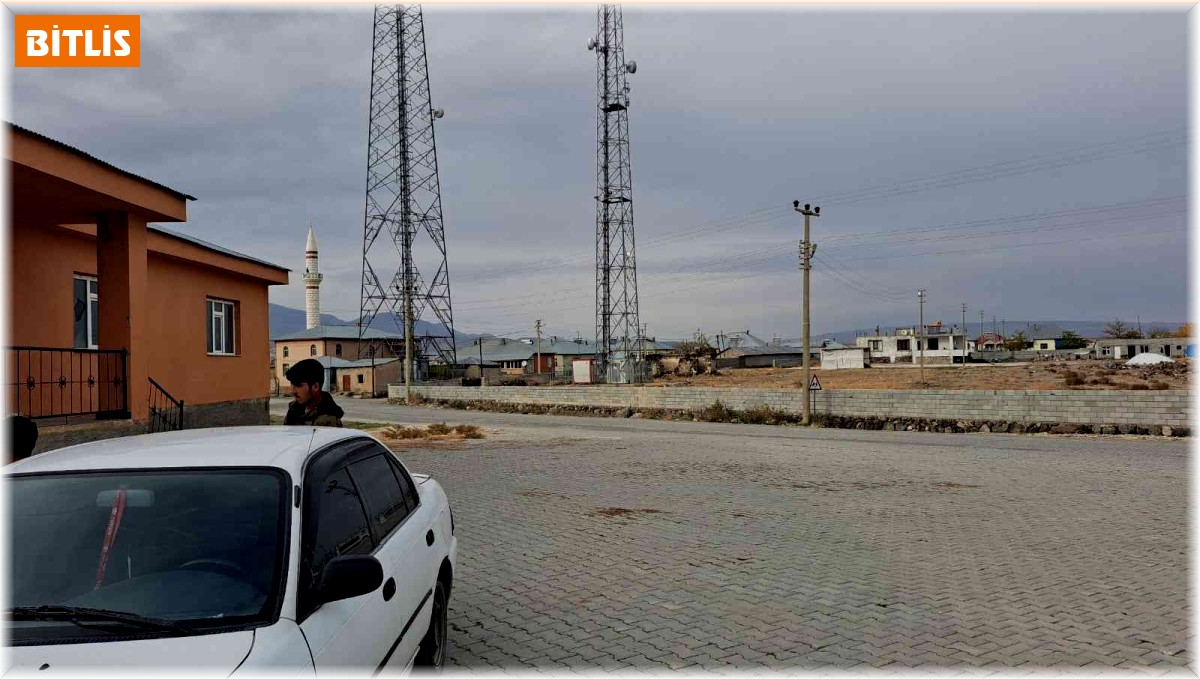 Kuduz hastalığından hayatını kaybeden çocuğun köyünde endişeli bekleyiş