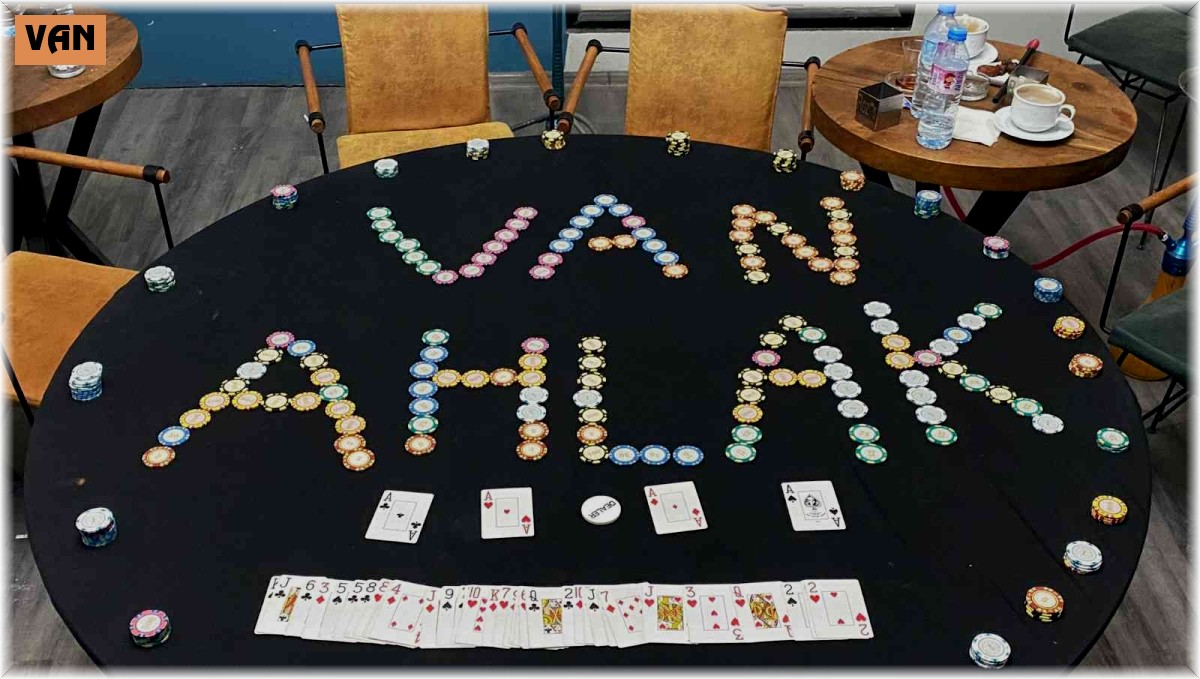 Kumar oynayan 8 şahsa 14 bin 552 TL para cezası