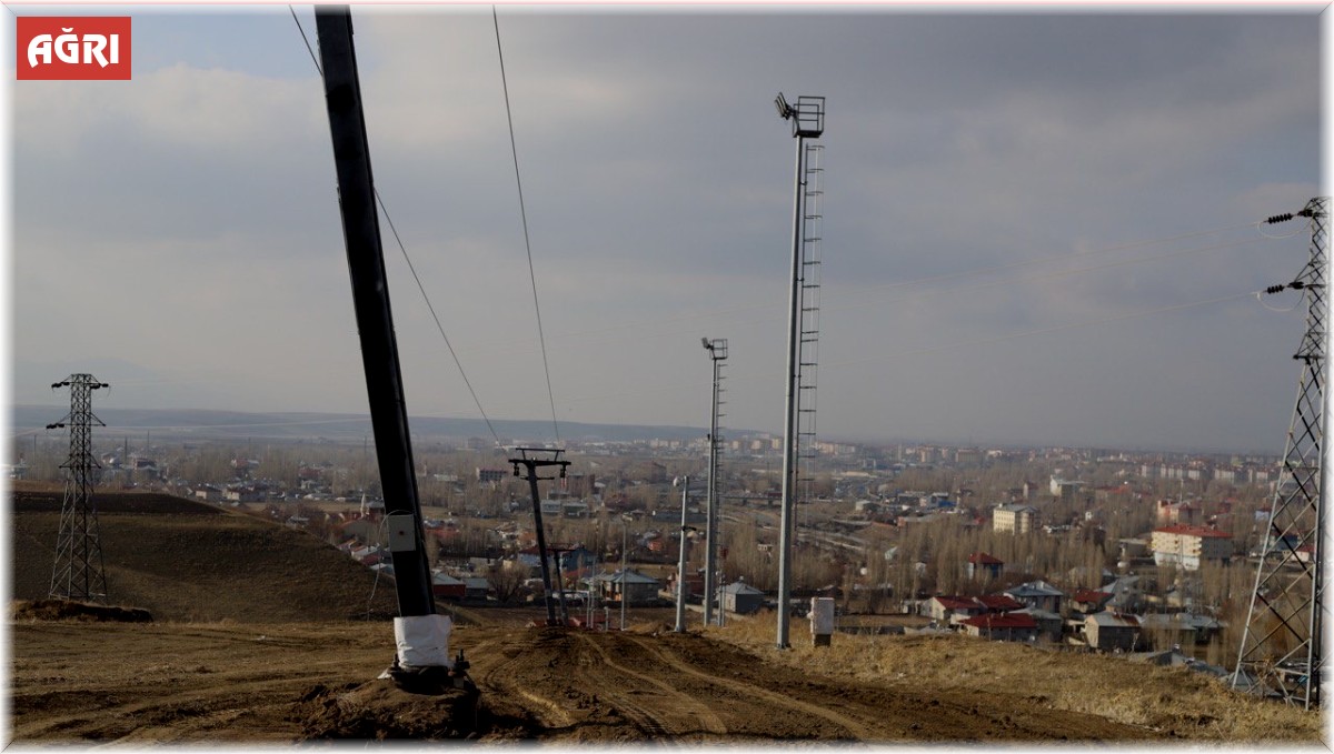Küpkıran Kayak Merkezi, Aralık ayında hala toprak zeminle kaplı