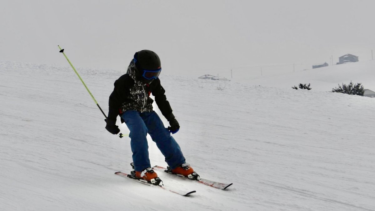 Küpkıran Kayak Merkezi kayakseverlerle doldu