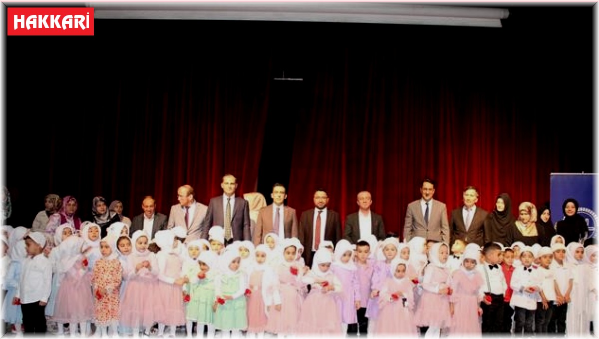 Kur'an kursu öğrencileri için mezuniyet töreni düzenlendi