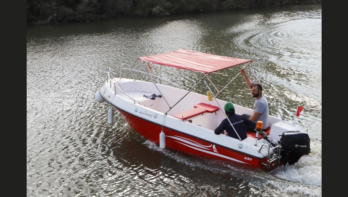 Kura Nehri'nde tekneler yeniden boy gösterdi