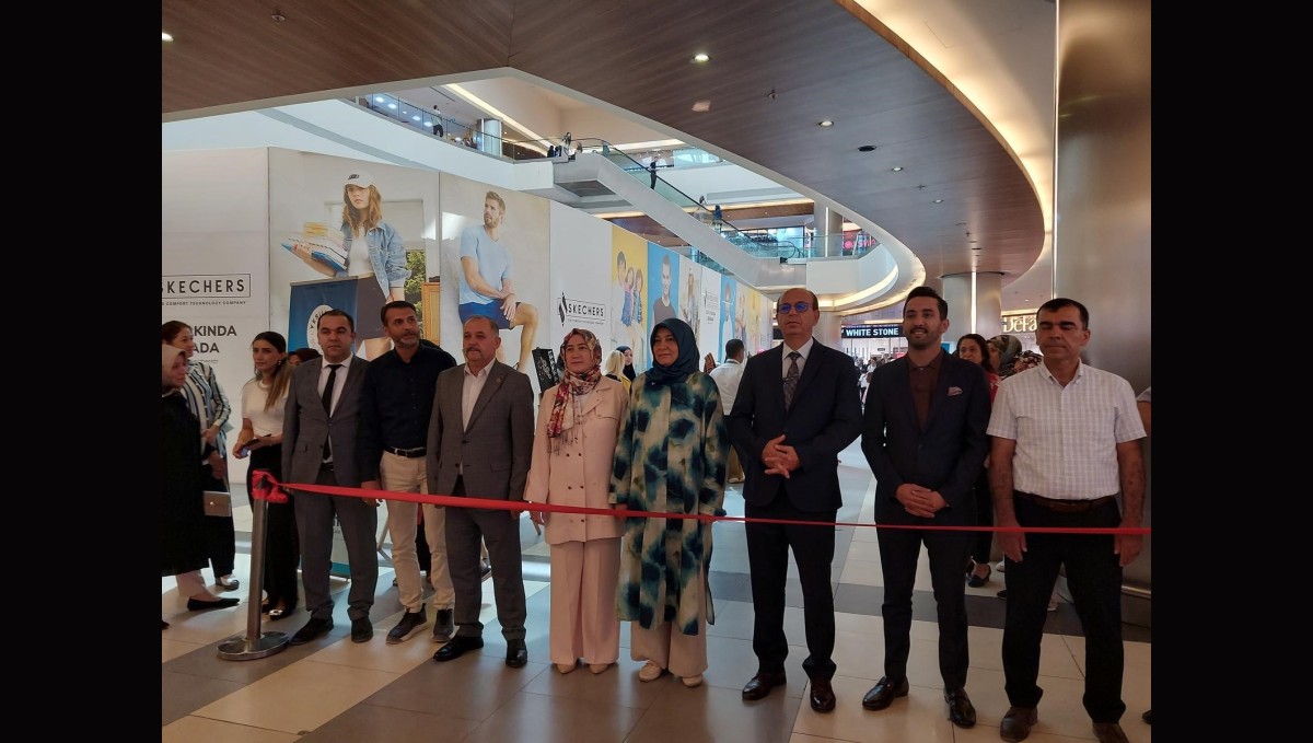 Kurs Merkezleri yıl sonu sergisi MalatyaPark AVM'de açıldı