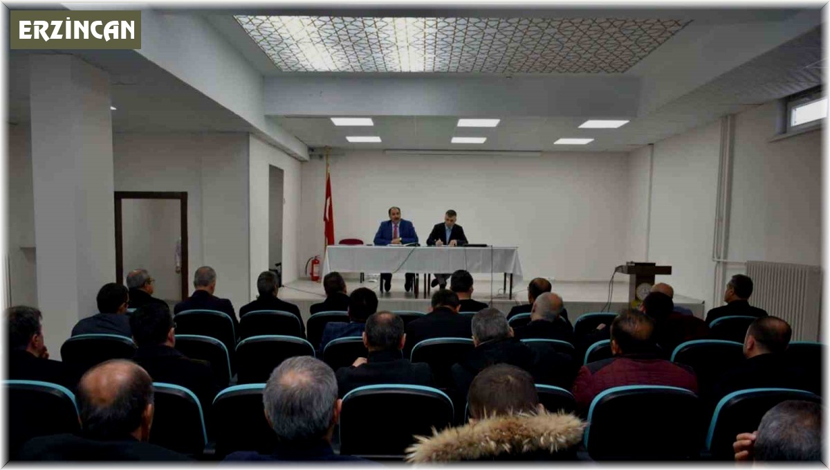 Lise müdürleri ile eğitim değerlendirme toplantısı yapıldı