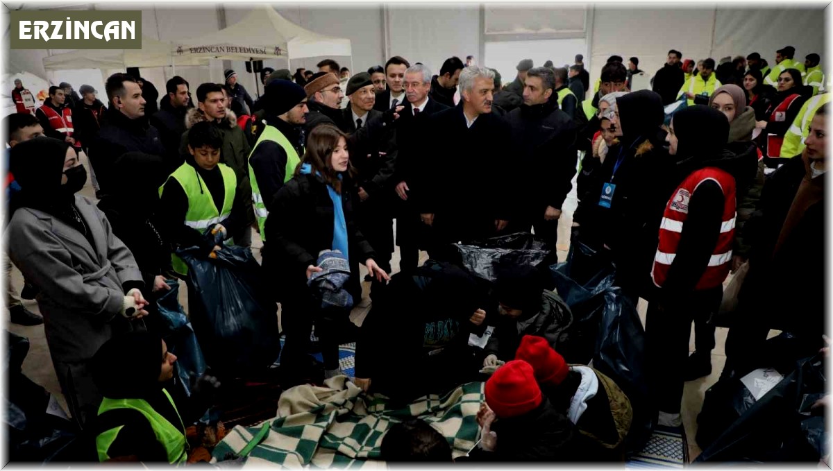 Lise öğrencileri depremzedeler için soba üretiyor