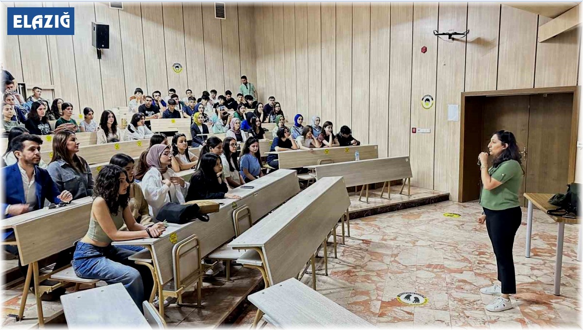 Lise öğrencileri Fırat Üniversitesi'ni gezdi