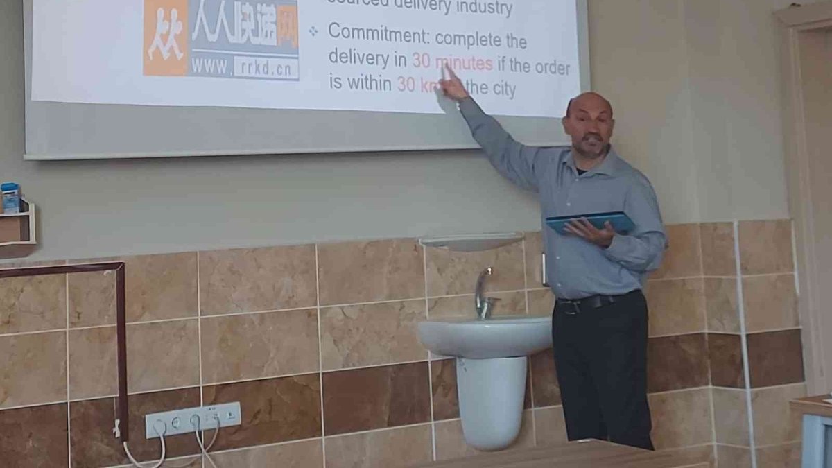 Lojistik ve operasyon yönetimine yönelik uluslararası çalıştay düzenlendi