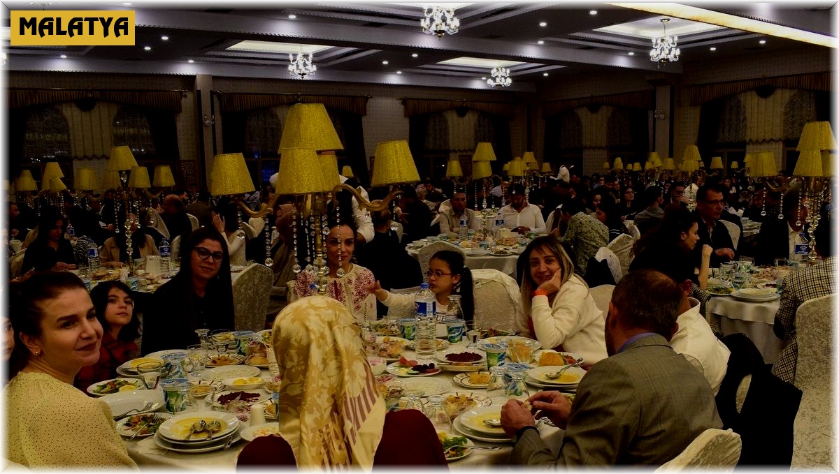 Malatya Barosu'nun iftar programına yoğun katılım
