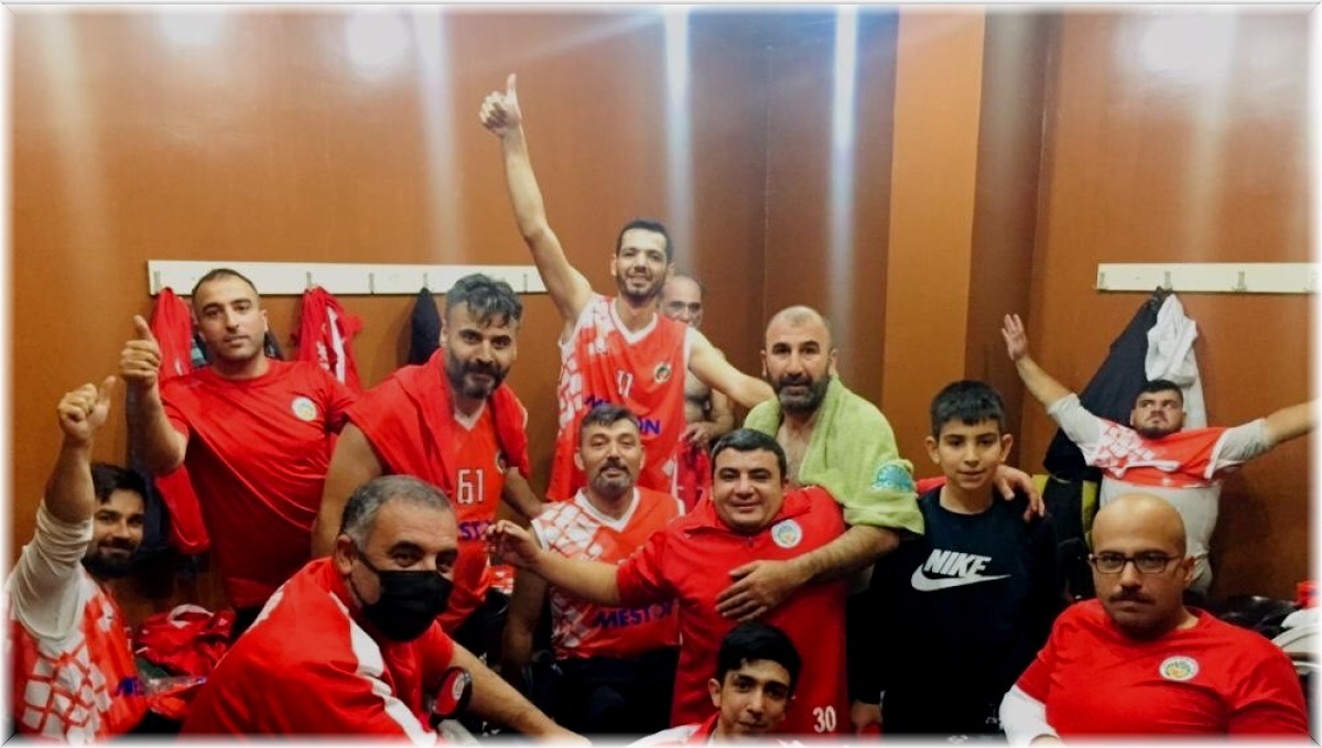 Malatya Büyükşehir Basketbol takımı galip