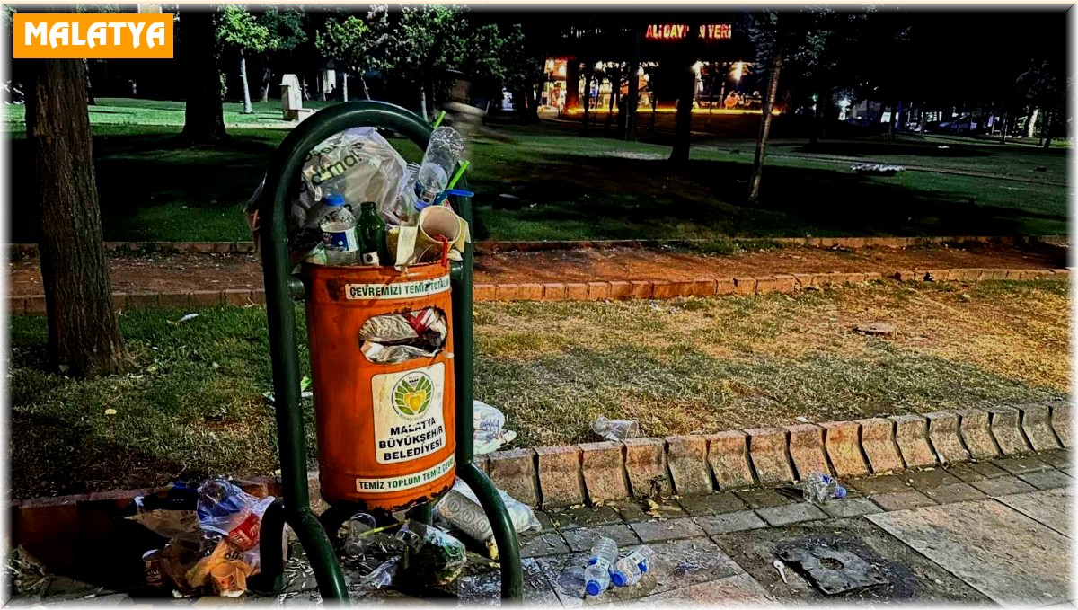 Malatya Büyükşehir Belediyesi'ne çöp tepkisi