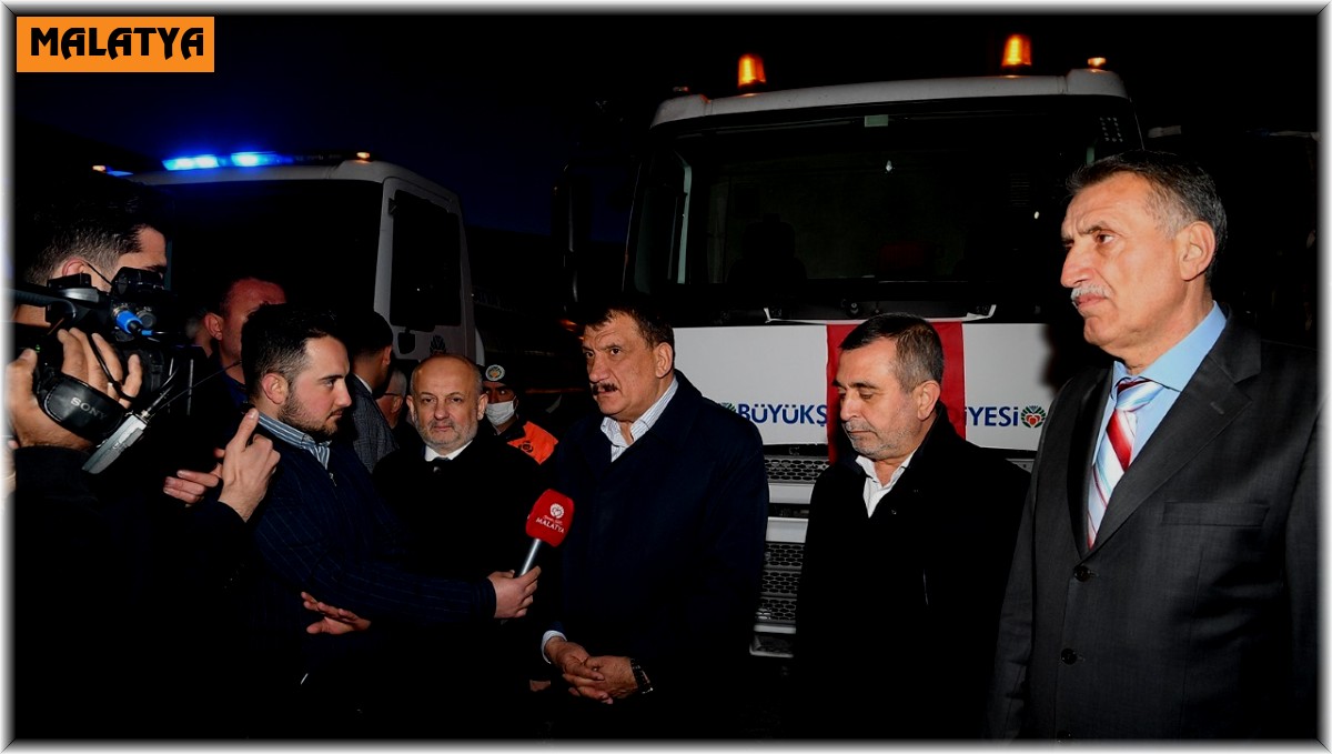 Malatya Büyükşehir Belediyesi'nin bahar ve yaz temizliği başladı