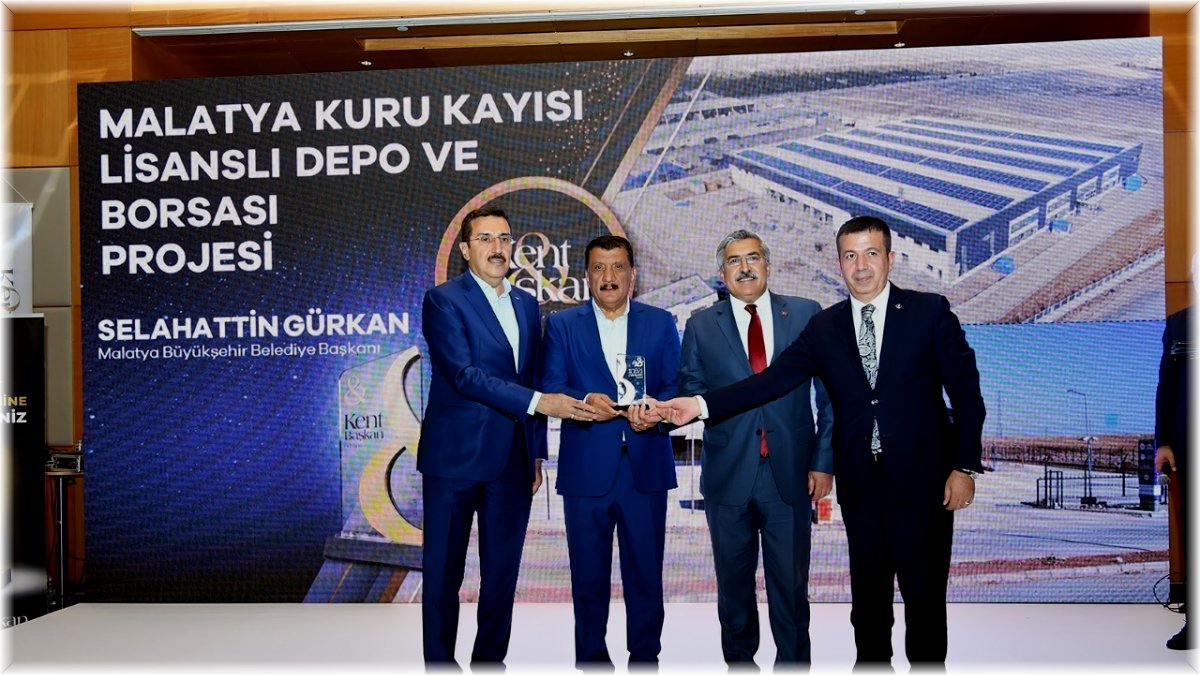 Malatya Büyükşehir’in lisanslı depo ile kongre fuar merkezi projelerine ödül