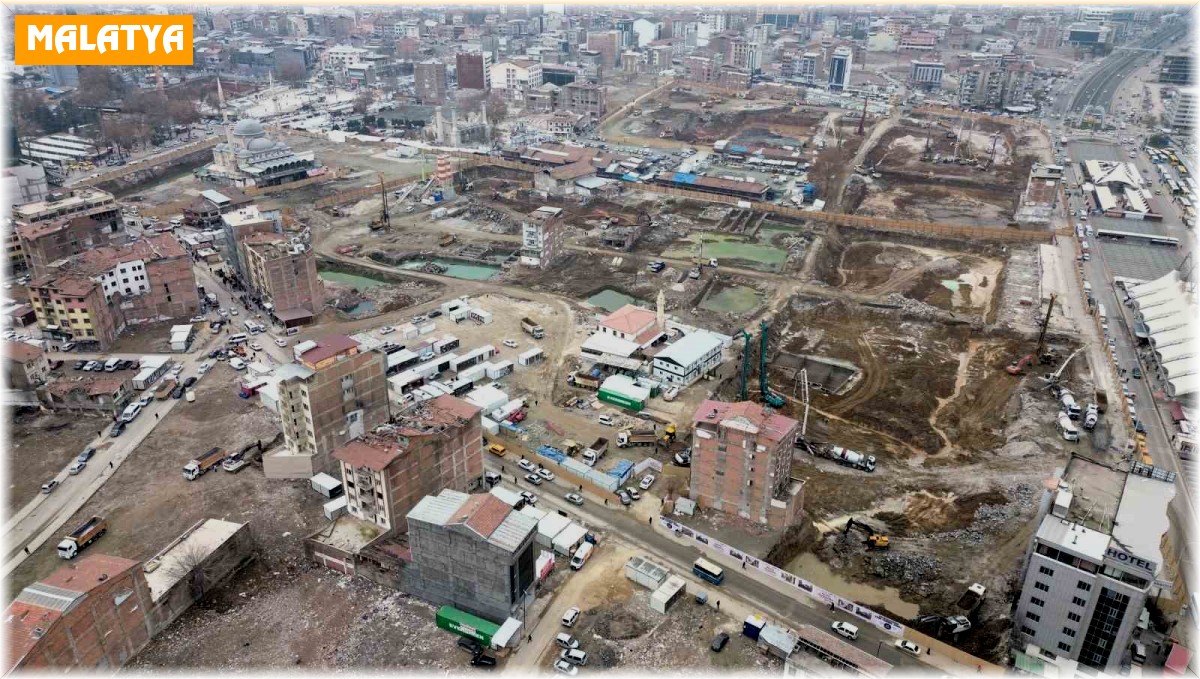 Malatya Çarşı Projesi'nde iş makineleri aralıksız çalışıyor