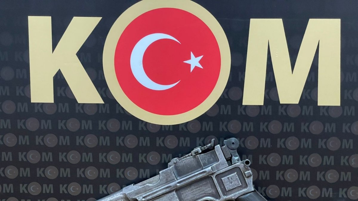Malatya'da 18. yy ait yarı otomatik tabanca ele geçirildi