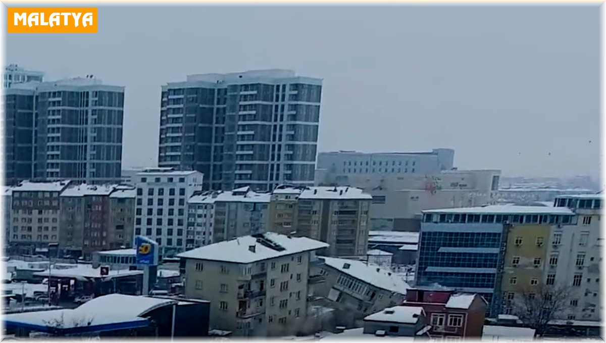 Malatya'da 2. depremde binaların çökme dron kamerasında