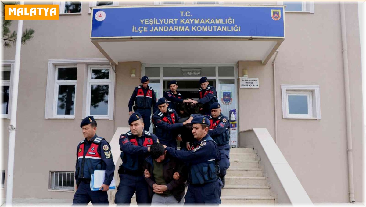 Malatya'da 22 yazlığı soyan hırsızlar yakalandı