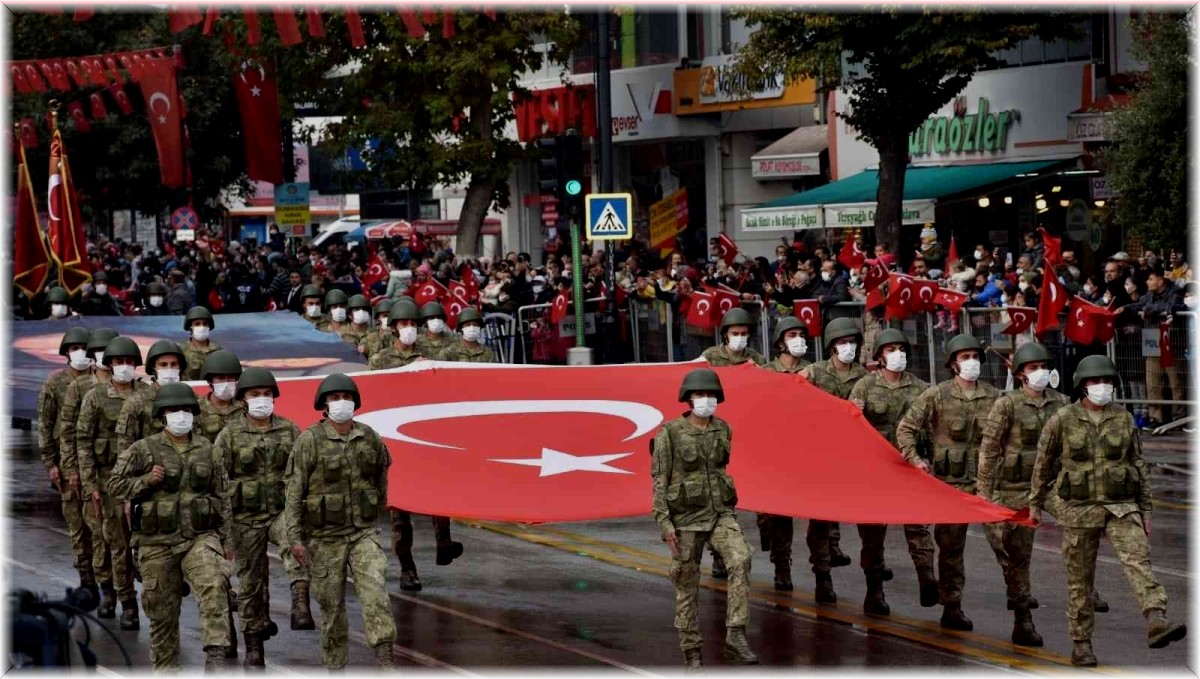 Malatya'da 29 Ekim coşkuyla kutlandı