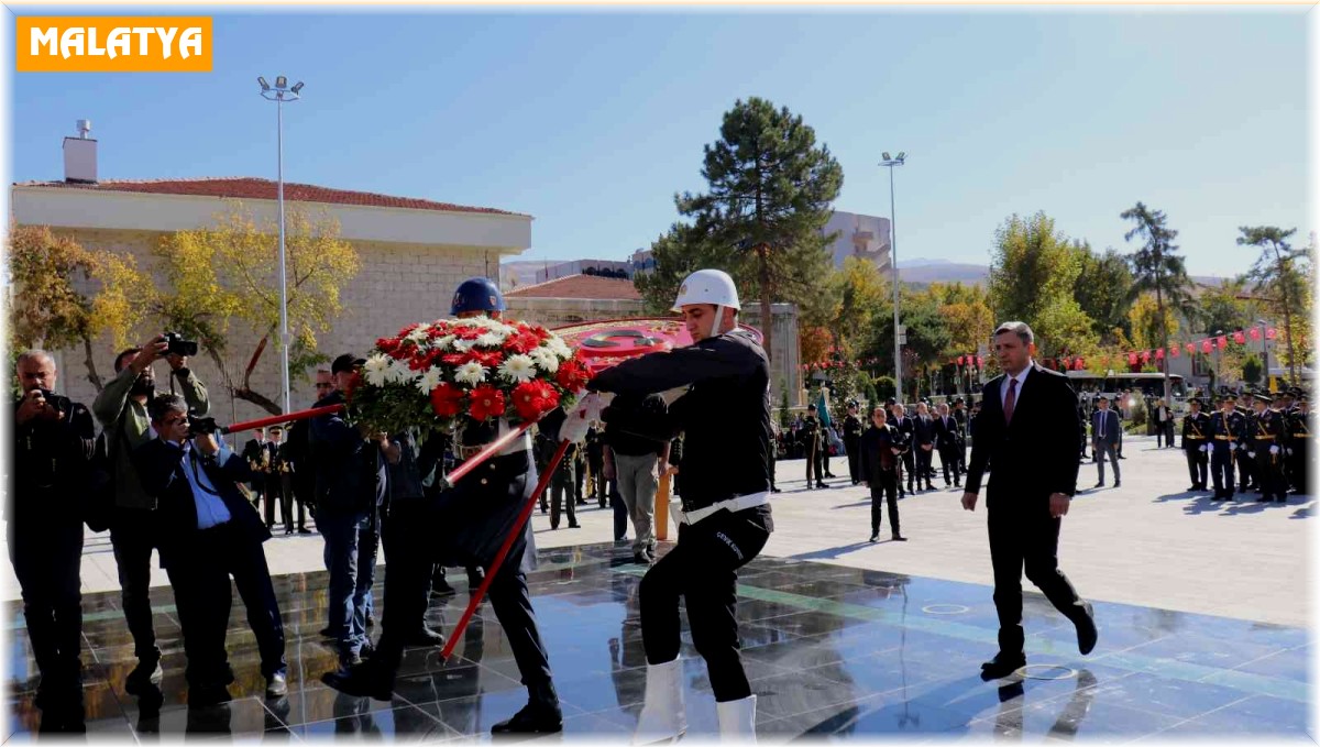 Malatya'da 29 Ekim kutlamaları başladı