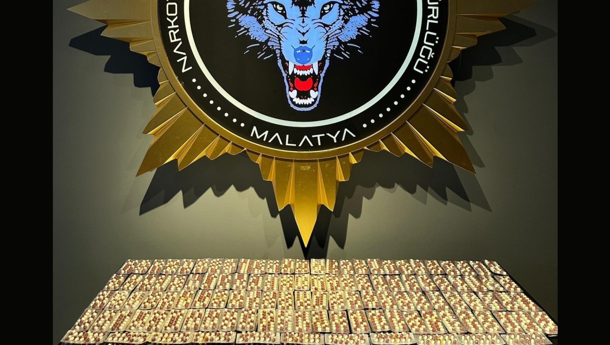 Malatya'da 3 bin 644 sentetik ecza ele geçirildi: 3 tutuklama